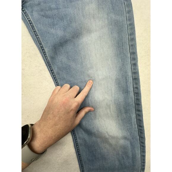 American Eagle Mens Relaxed Straight Extreme Flex Light Blue Jeans Size 32 X 34 - Picture 9 of 11